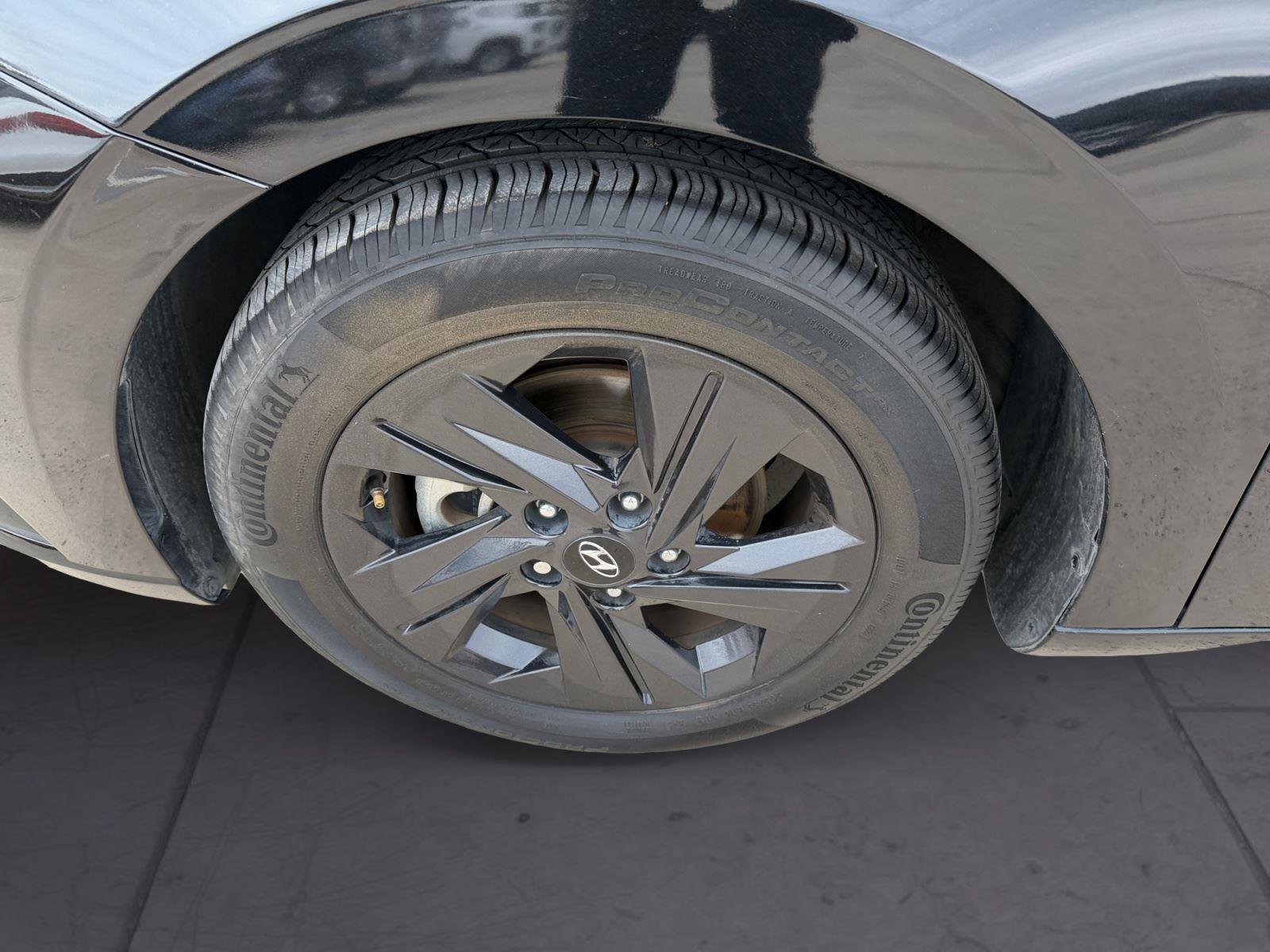 Used 2022 Hyundai Elantra SEL w/ Convenience Package image 14