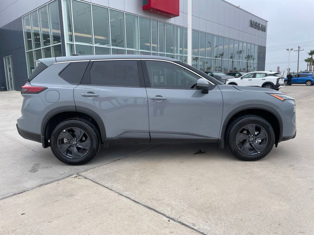 Certified 2026 Nissan Rogue SV FWD image 2