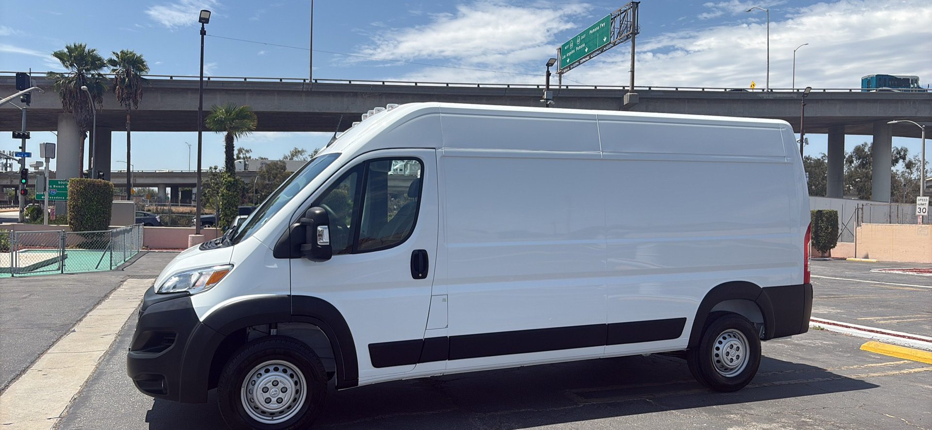 Used 2026 RAM ProMaster 2500 w/ Convenience Group FWD image 46