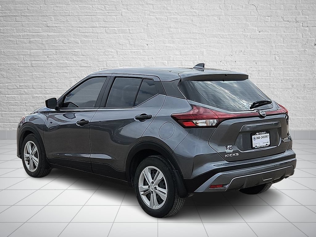 Used 2024 Nissan Kicks S FWD image 3