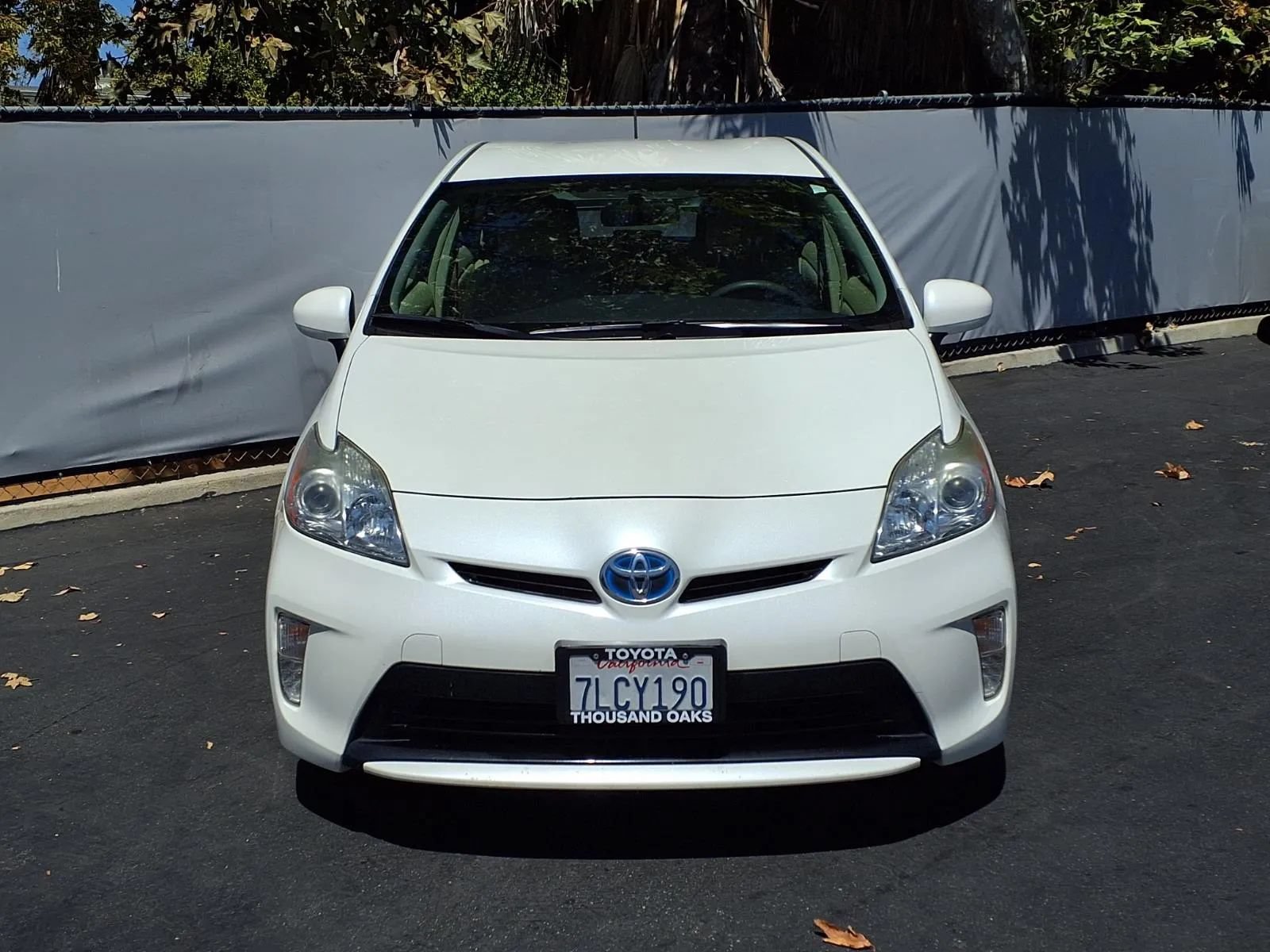 Used 2015 Toyota Prius Two FWD image 2