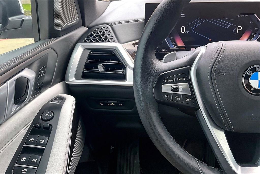 Used 2024 BMW X5 sDrive40i w/ Premium Package image 26