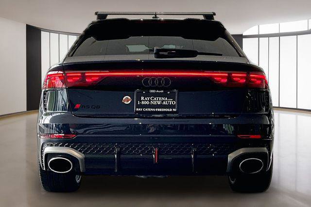 Certified 2025 Audi RS Q8 performance AWD/4WD image 6