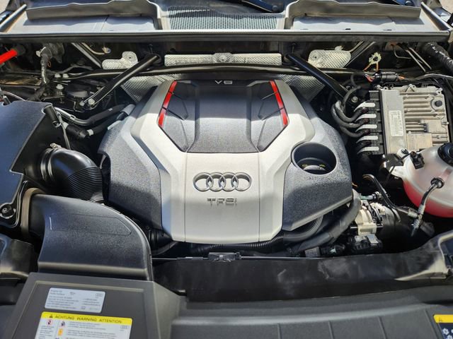 Used 2018 Audi SQ5 Premium Plus w/ Navigation Package image 24