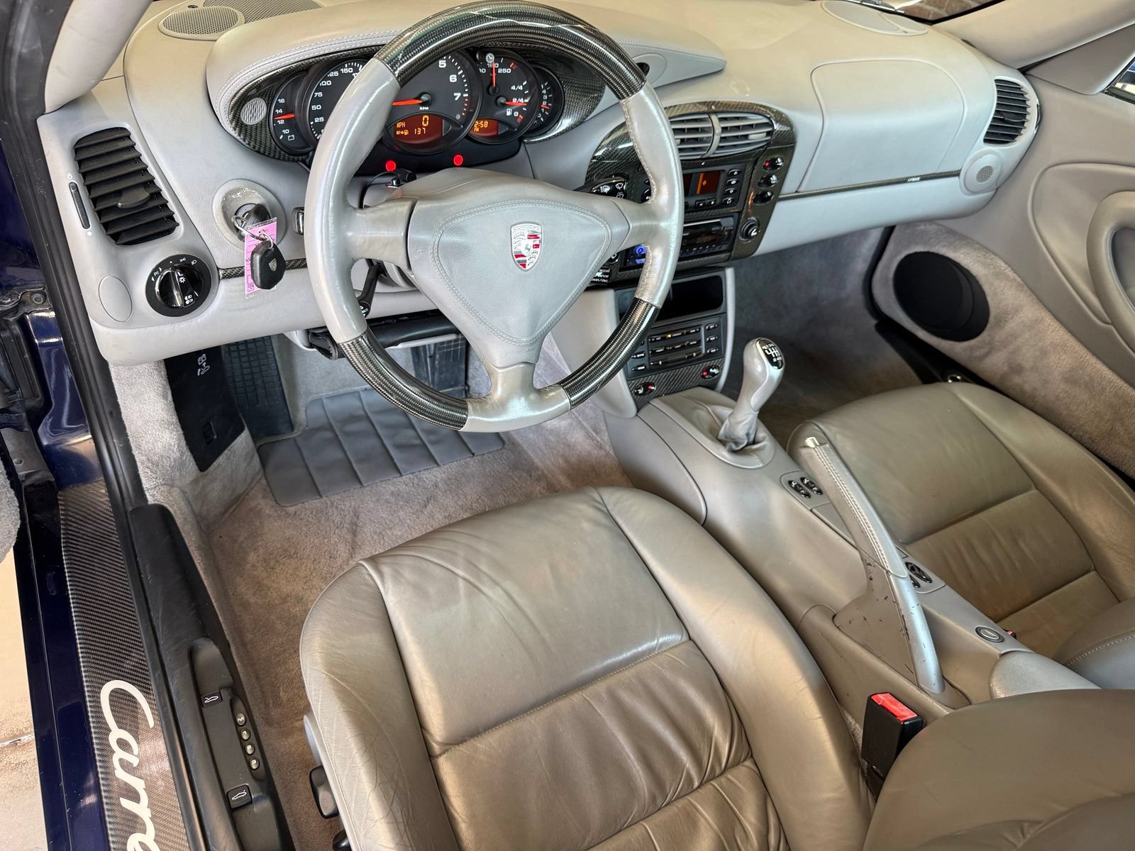 Used 2001 Porsche 911 Carrera RWD image 12