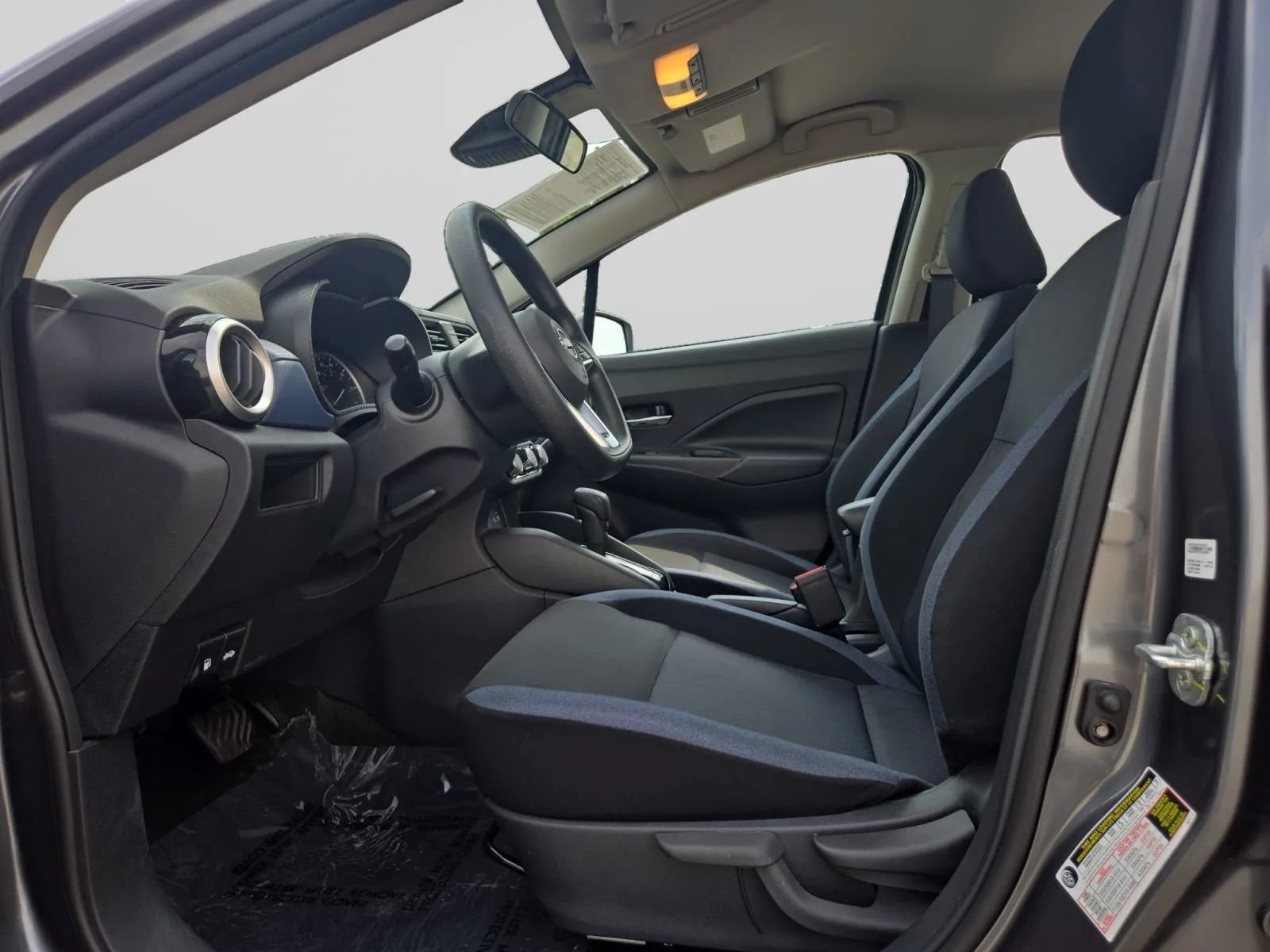 Used 2025 Nissan Versa SV FWD image 16