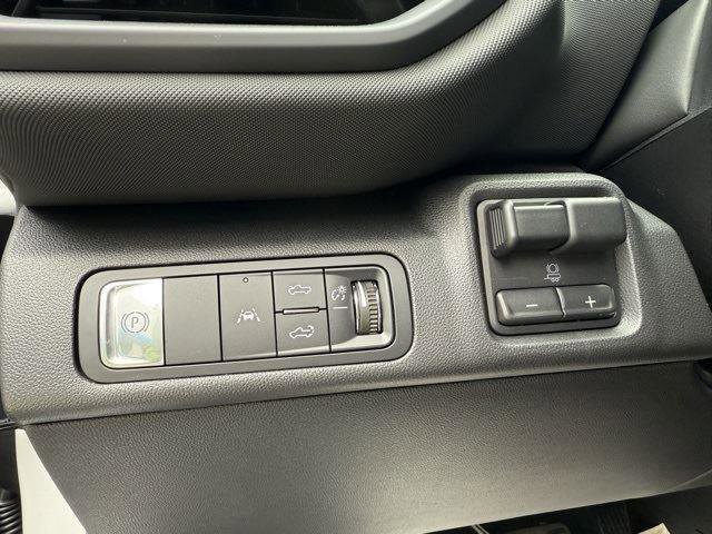 New 2025 Chevrolet Silverado EV LT image 11