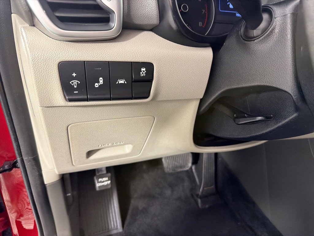 Used 2018 Kia Sportage LX w/ LX Technology Package FWD image 12