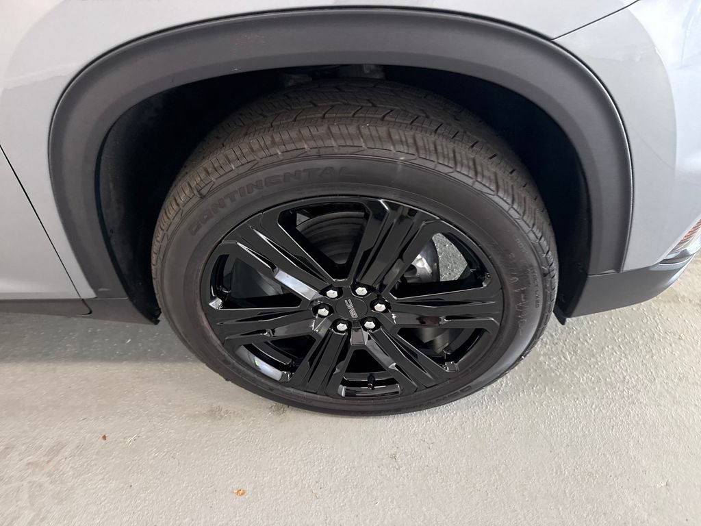 New 2026 GMC Acadia Elevation w/ Black Edition FWD image 4