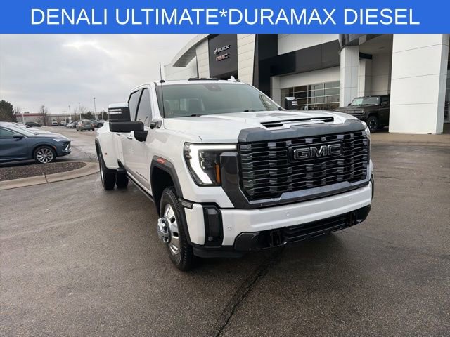 Used 2024 GMC Sierra 3500 Denali Ultimate image 3