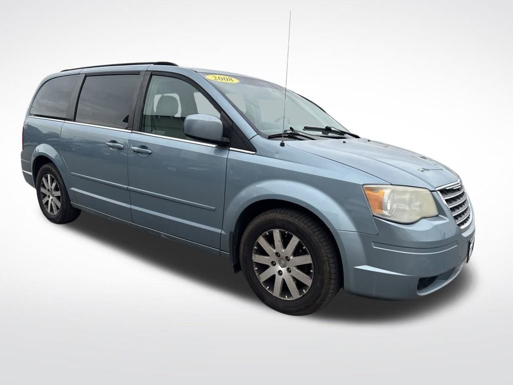 Used 2008 Chrysler Town & Country Touring image 7
