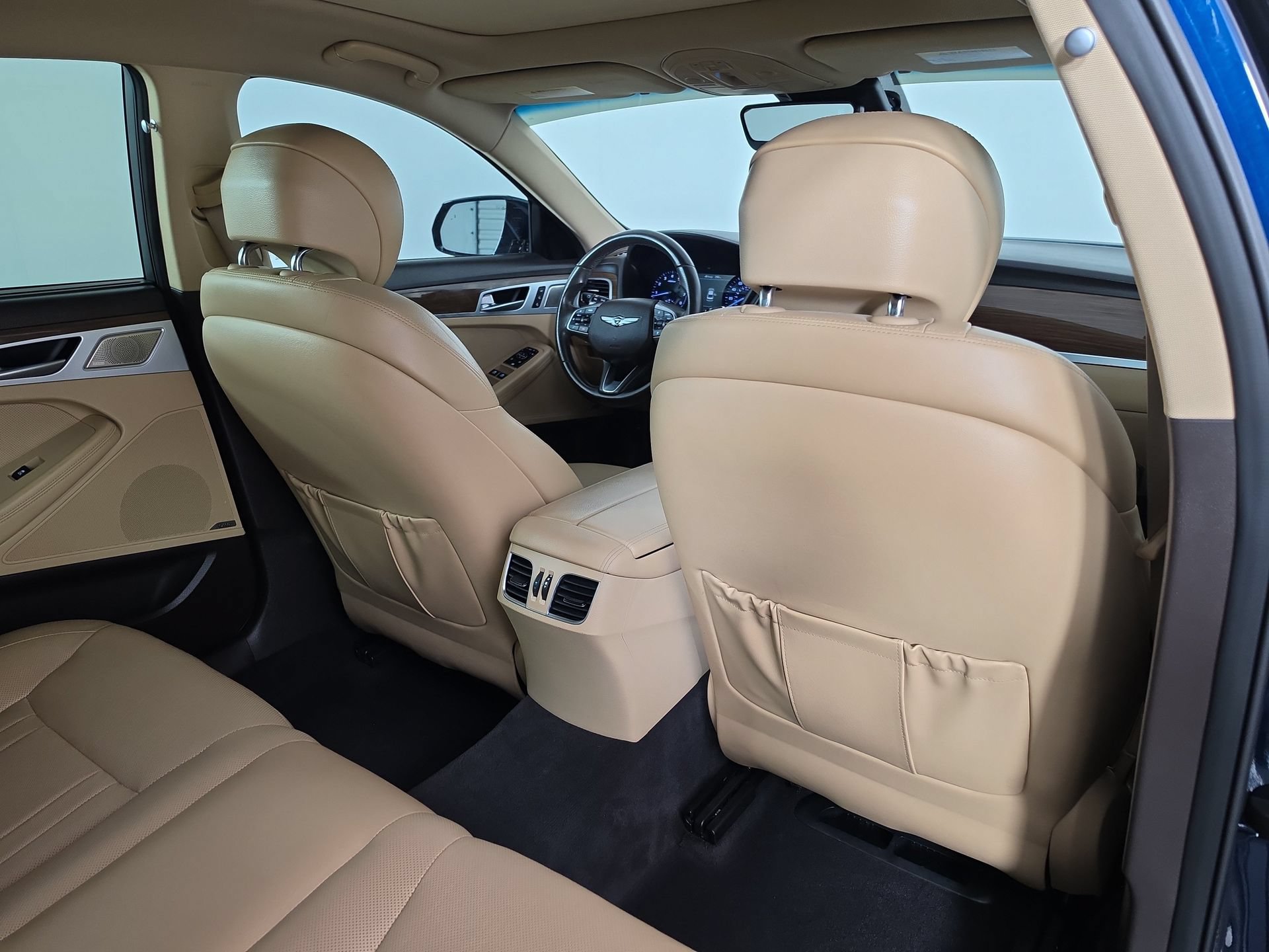 Used 2019 Genesis G80 3.8 image 40