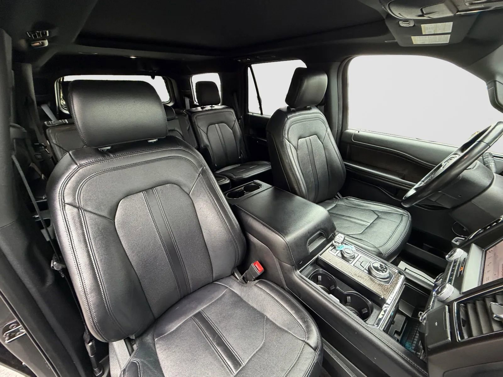 Used 2019 Ford Expedition Limited AWD/4WD image 23