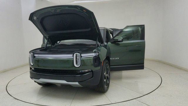 Used 2025 Rivian R1S Adventure image 77