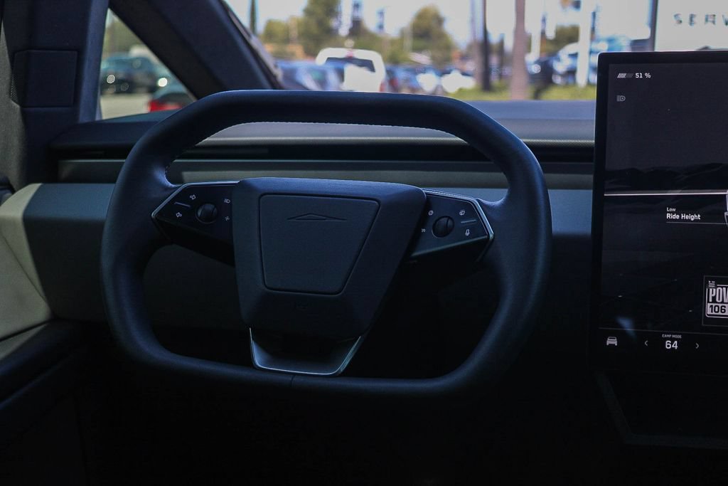 Used 2025 Tesla Cybertruck AWD Crew Cab image 16
