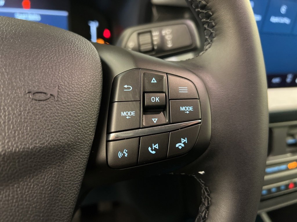 New 2025 Ford Maverick XLT w/ XLT Luxury Package image 19