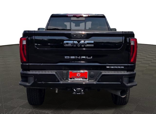 Used 2024 GMC Sierra 3500 Denali Ultimate AWD/4WD image 7