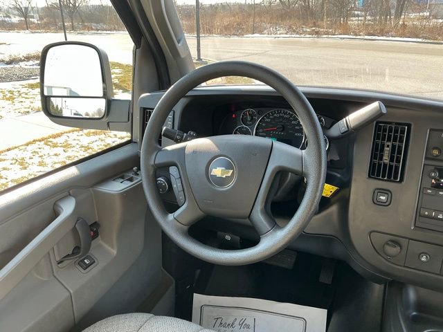 Used 2025 Chevrolet Express 3500 LT w/ LT Preferred Equipment Group image 21