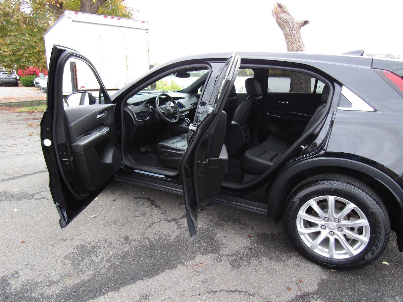 Used 2022 Cadillac XT4 Luxury image 22