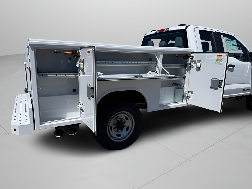 New 2025 Ford F250 XL w/ XL Chrome Package AWD/4WD image 19