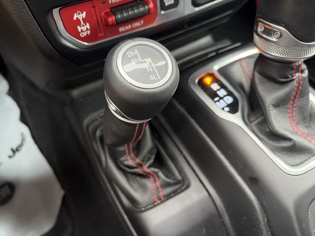 Used 2019 Jeep Wrangler Unlimited Rubicon w/ Cold Weather Group AWD/4WD image 25