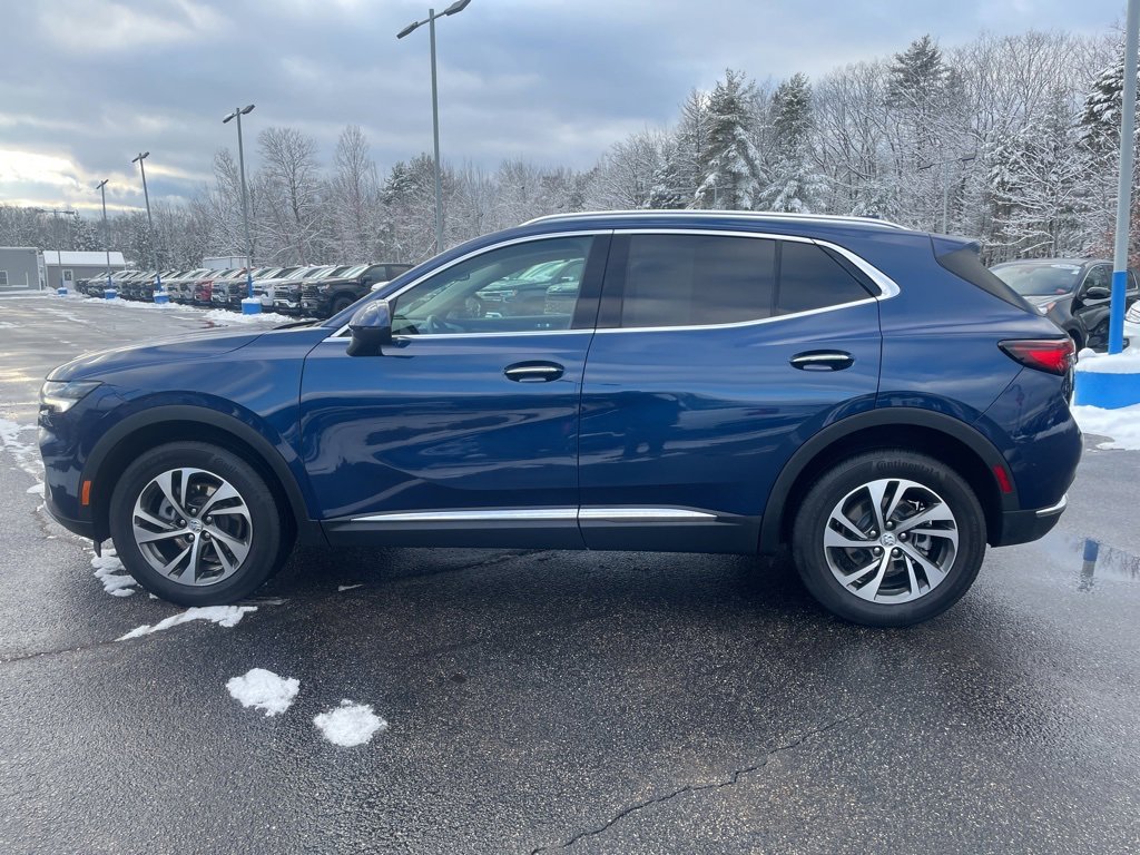 Used 2023 Buick Envision Essence image 3