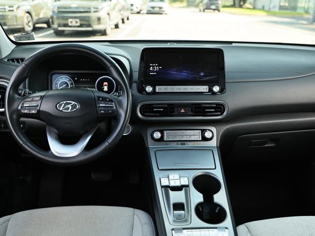 Used 2023 Hyundai Kona SEL FWD image 27