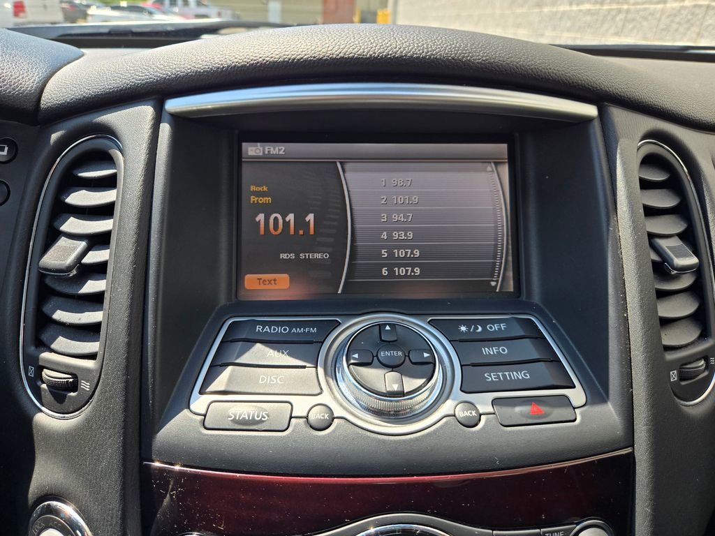 Used 2017 INFINITI QX50 AWD w/ Premium Package image 23