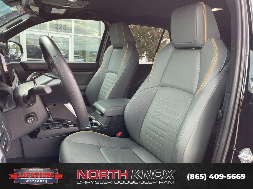 Used 2025 Toyota 4Runner Trailhunter AWD/4WD image 5
