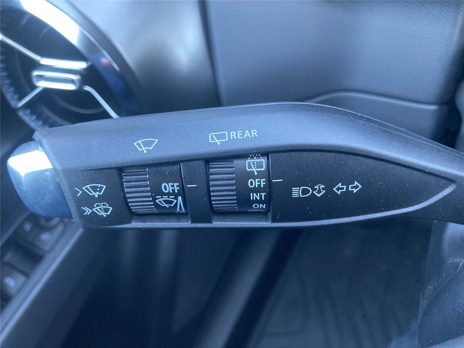 New 2026 Chevrolet Equinox EV LT image 17