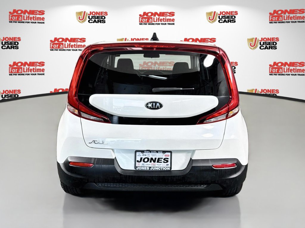 Used 2021 Kia Soul LX FWD image 13