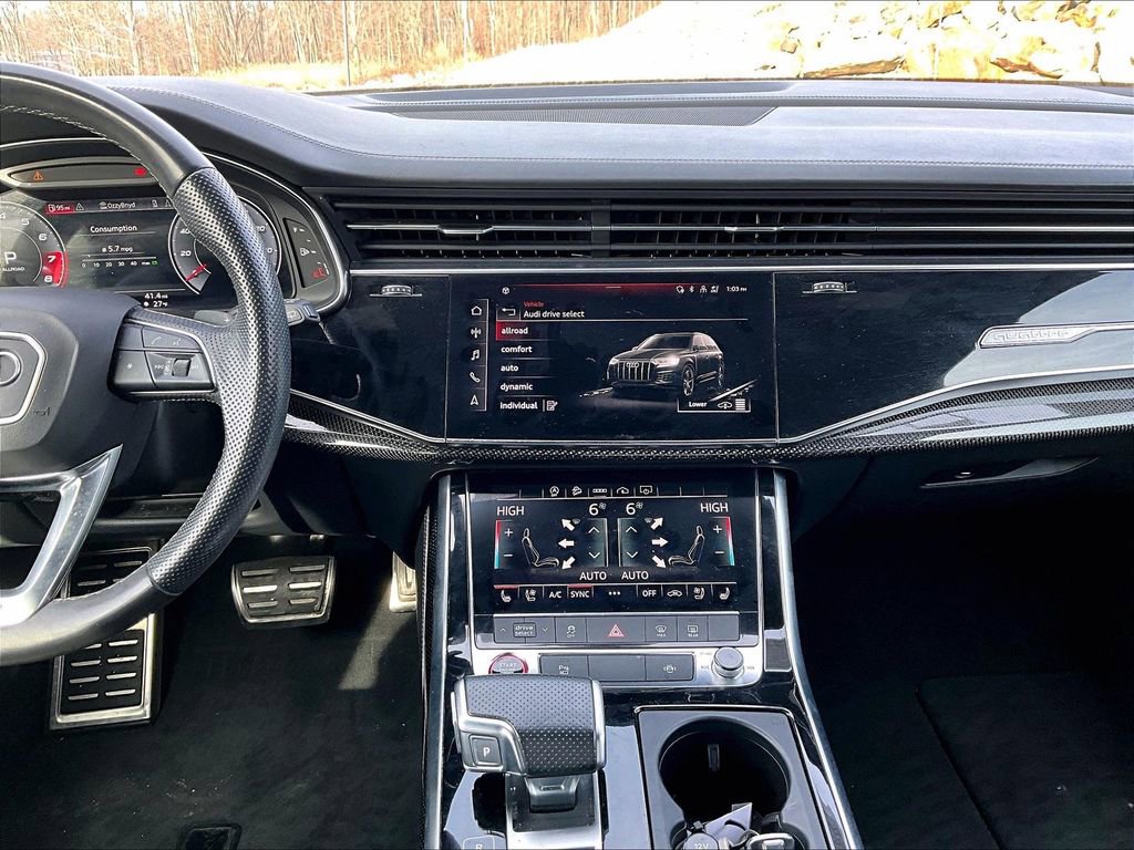 Used 2022 Audi SQ7 Premium Plus w/ SQ7 Executive Package image 30