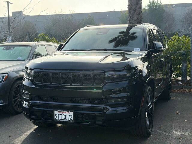 Used 2024 Jeep Grand Wagoneer Series III w/ Quick Order Packagew 28T image 2