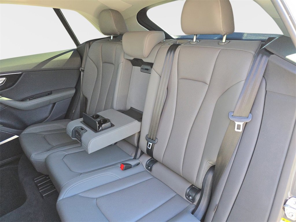 Certified 2025 Audi Q8 Premium Plus image 14