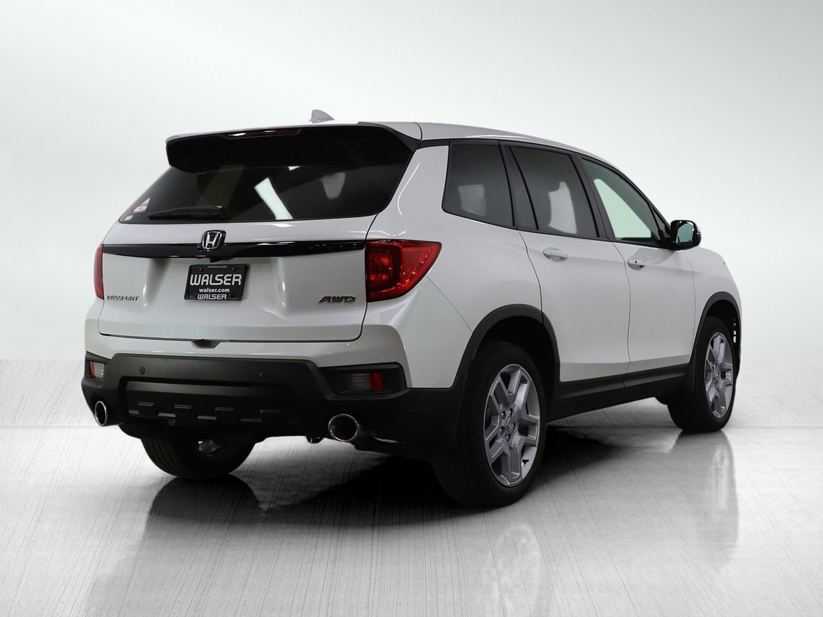 Used 2024 Honda Passport EX-L image 5