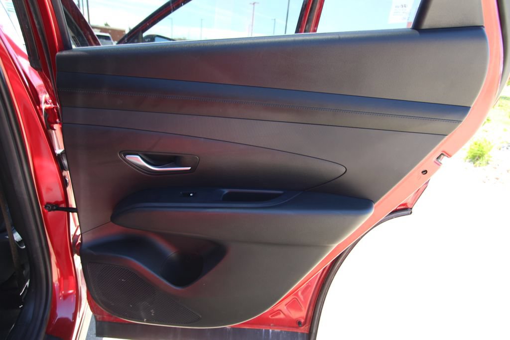 Used 2025 Hyundai Tucson SEL AWD/4WD image 40