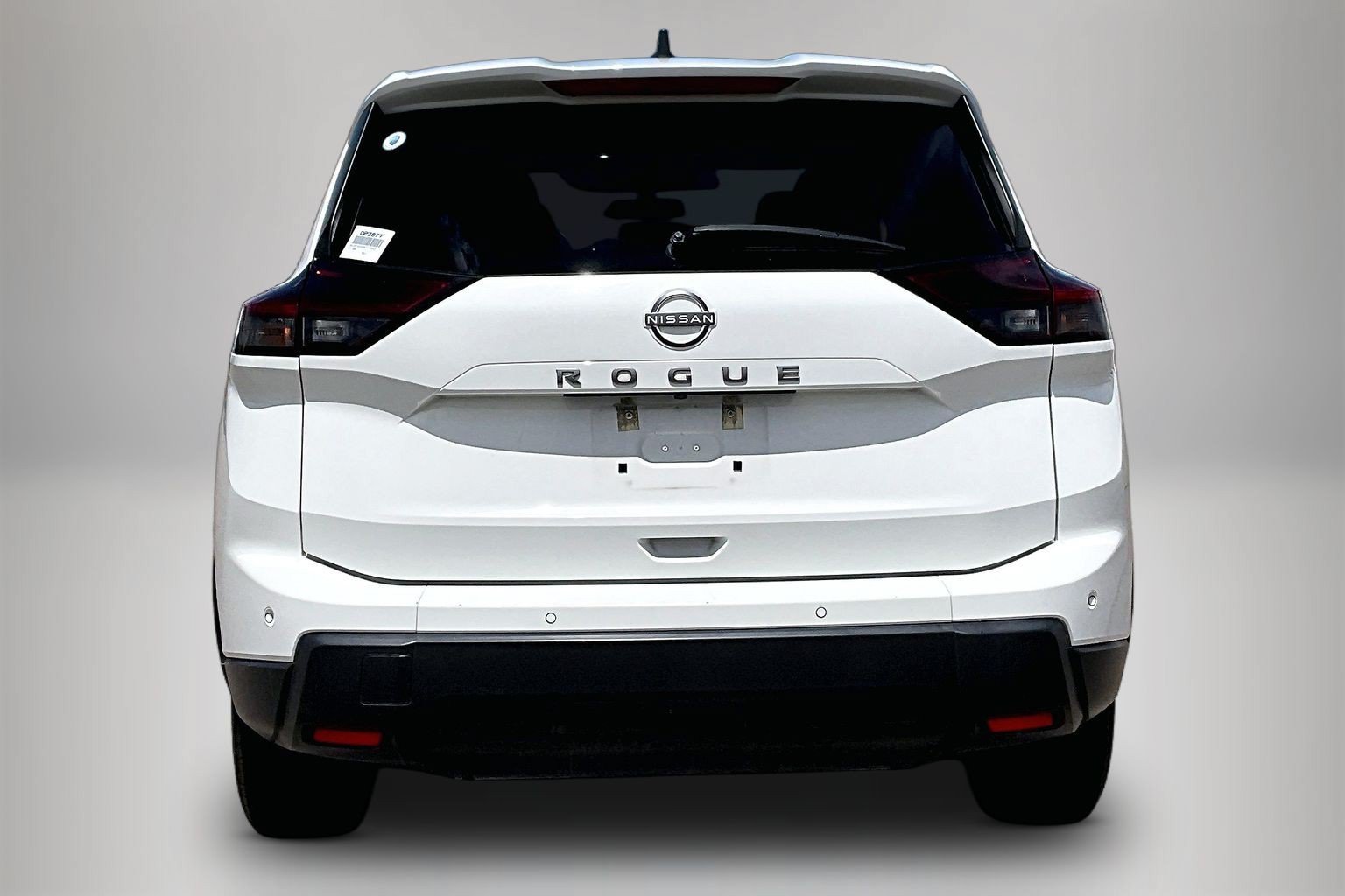 Used 2024 Nissan Rogue S FWD image 5