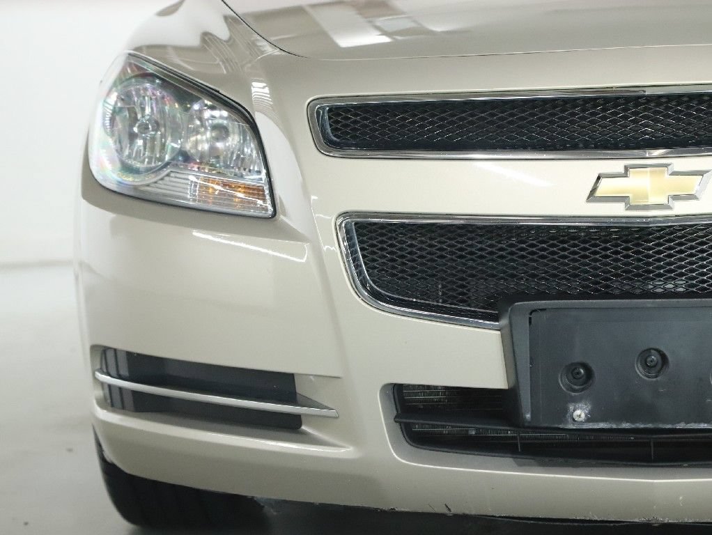 Used 2009 Chevrolet Malibu LT w/ HFV6 Engine Package FWD image 6