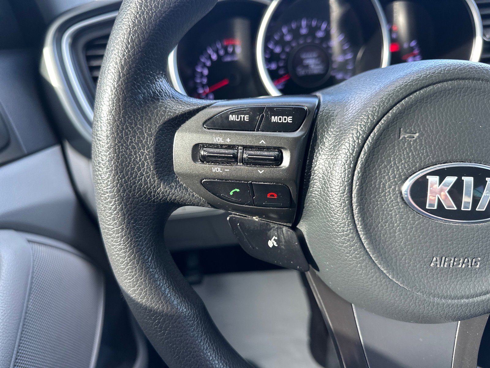 Used 2015 Kia Optima LX image 18