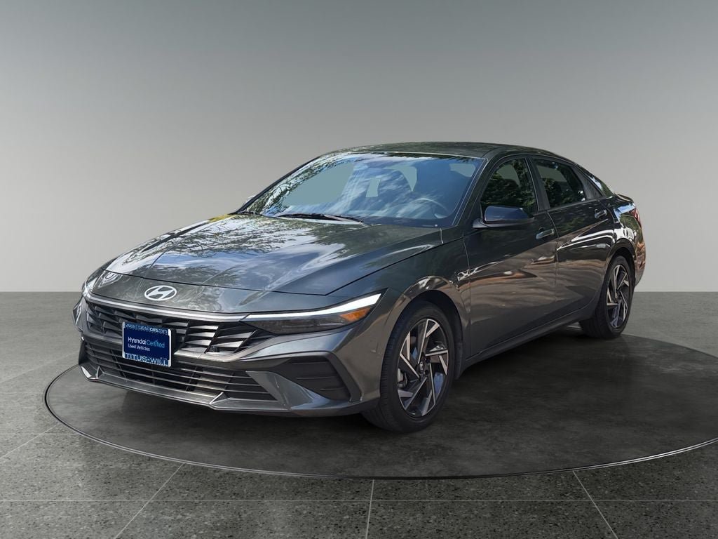 Certified 2025 Hyundai Elantra Sport FWD image 3