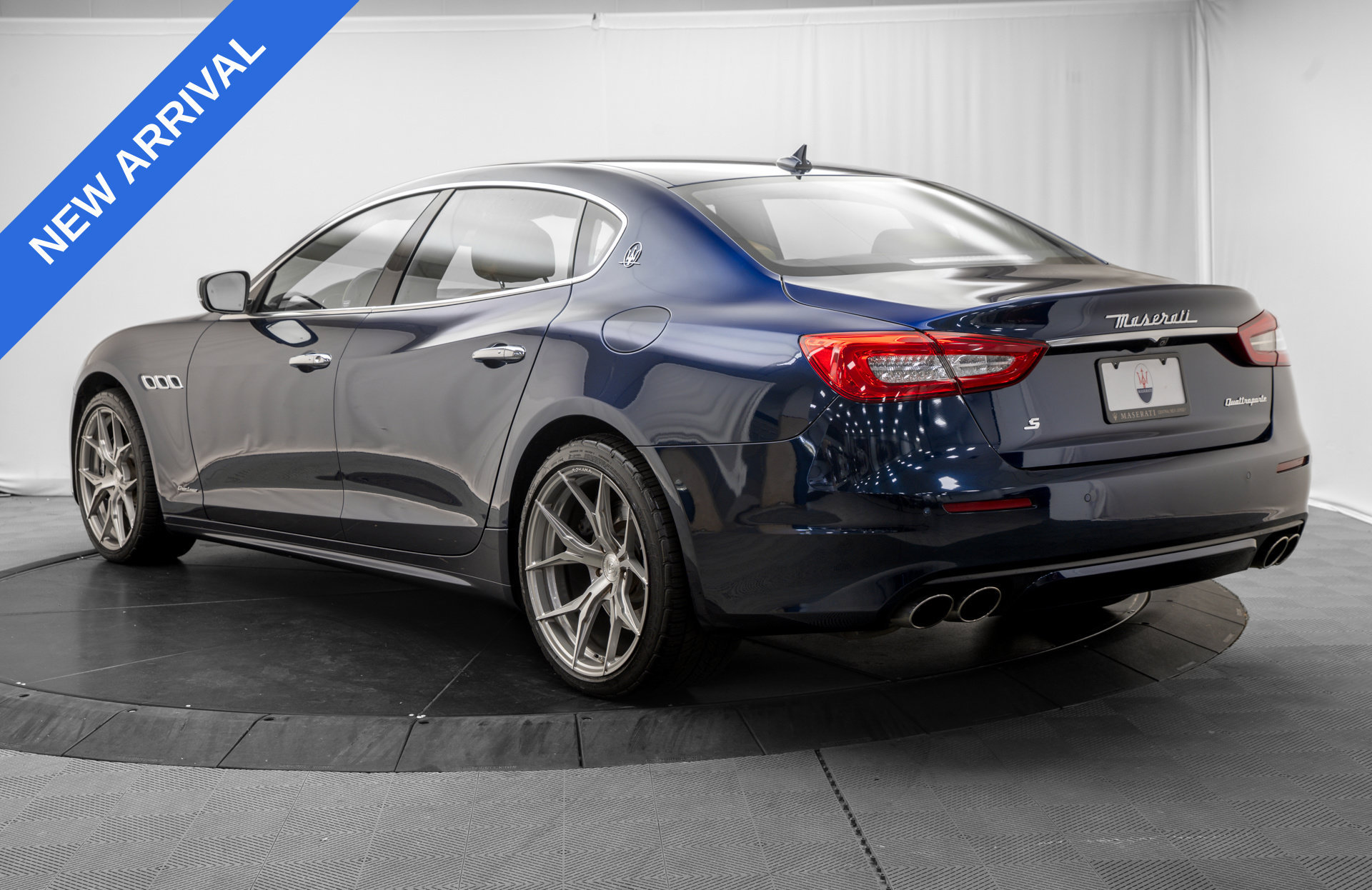 Used 2020 Maserati Quattroporte S GranLusso RWD image 5