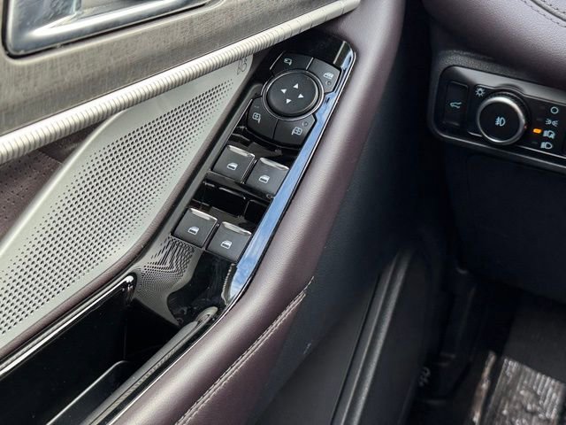 Certified 2025 Ford Explorer Platinum w/ Ultimate Package image 34