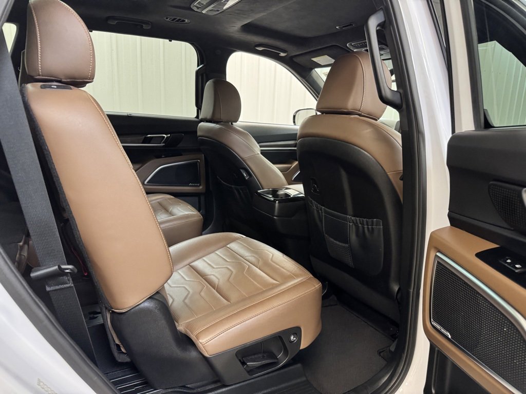 Used 2022 Kia Telluride SX w/ SX Prestige Package image 26