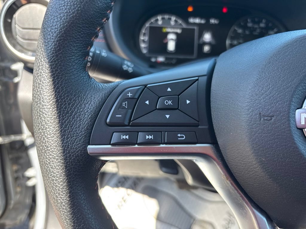 Used 2024 Nissan Kicks SR w/ SR Premium Package FWD image 23