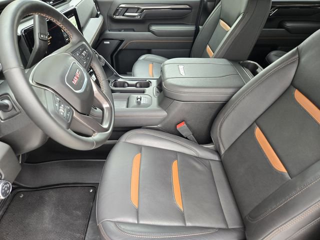 Used 2025 GMC Sierra 2500 AT4 image 14