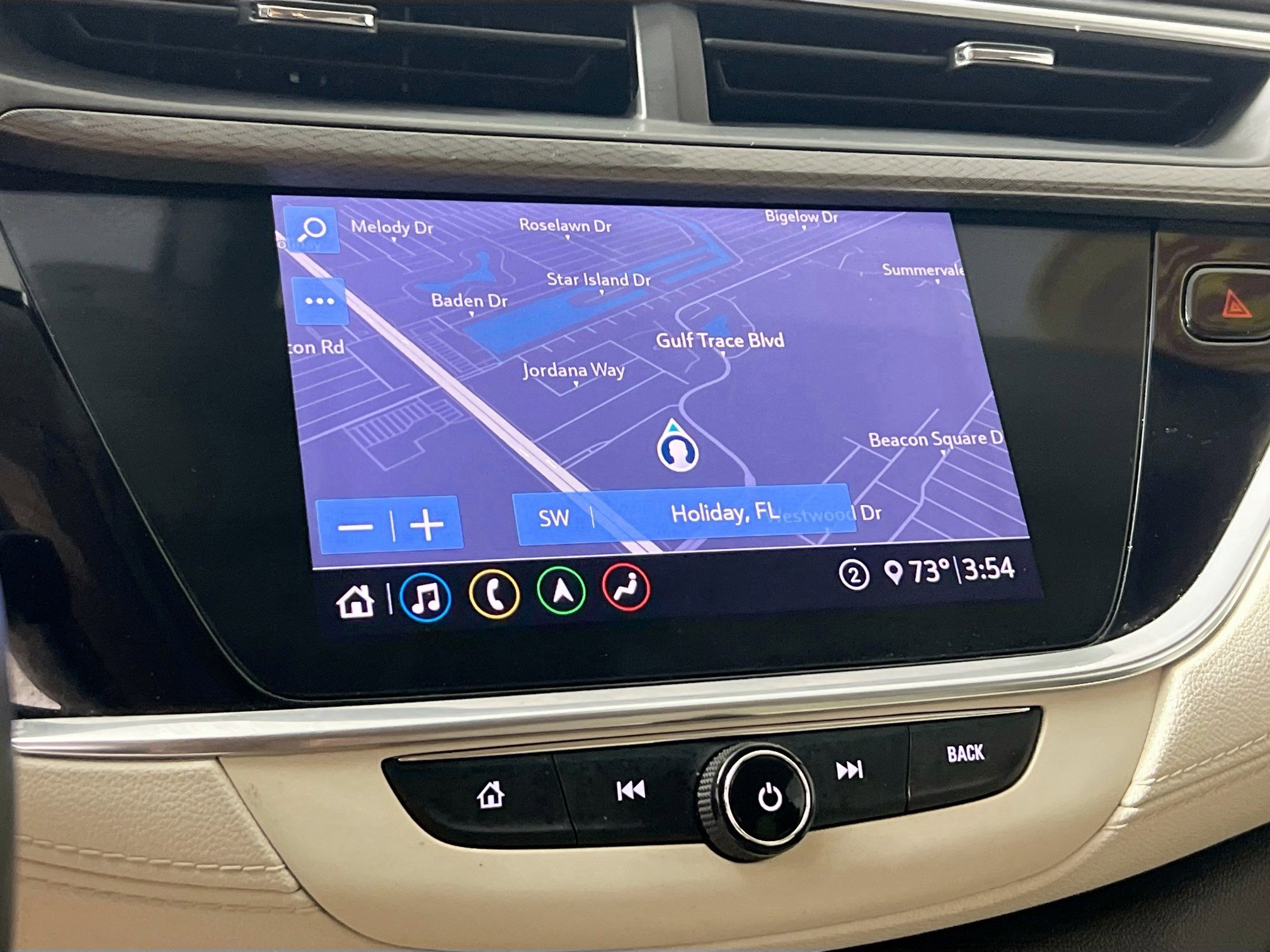 Used 2020 Buick Encore GX Essence w/ Advanced Technology Package image 28