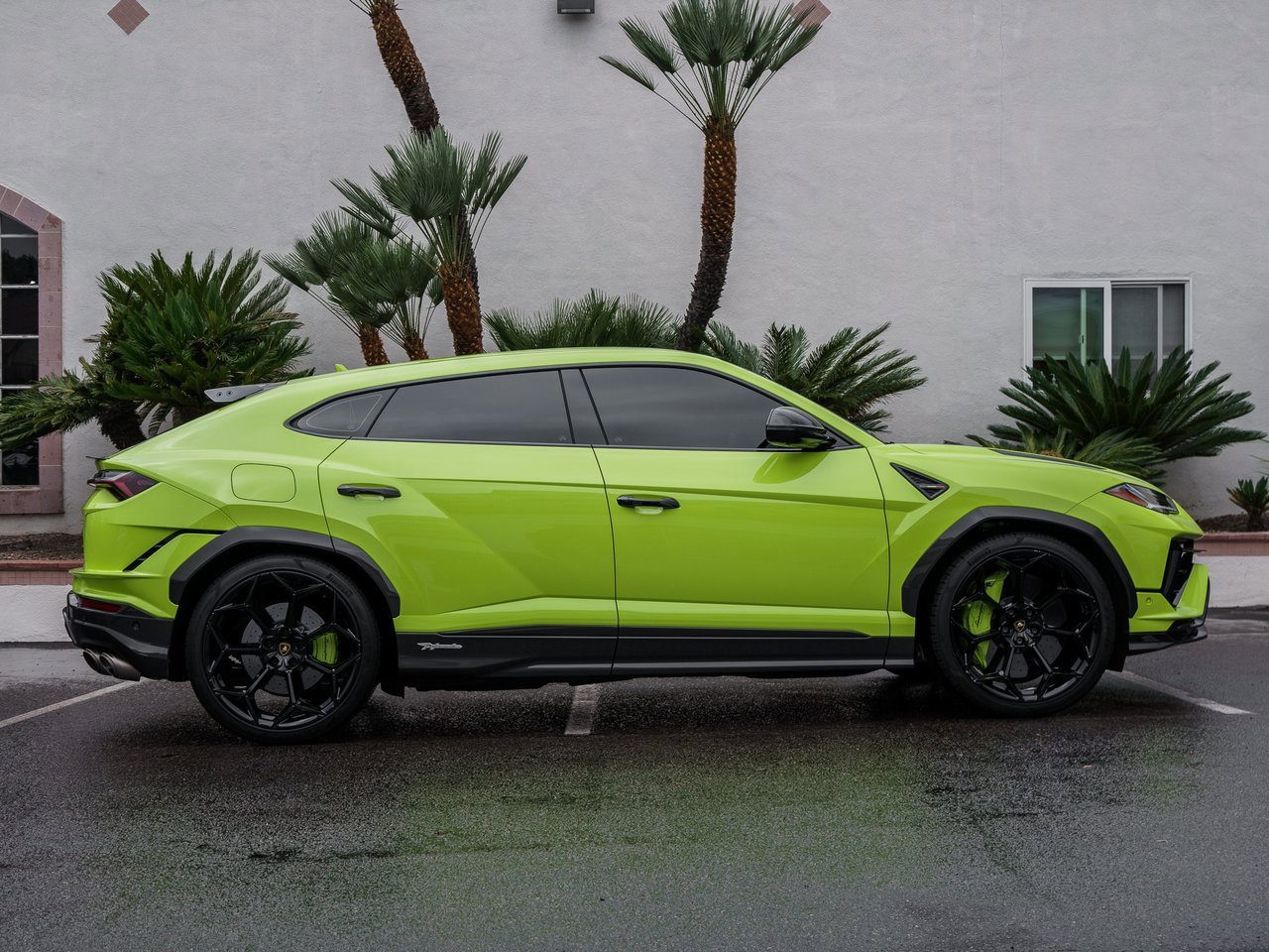 Used 2024 Lamborghini Urus Performante image 2