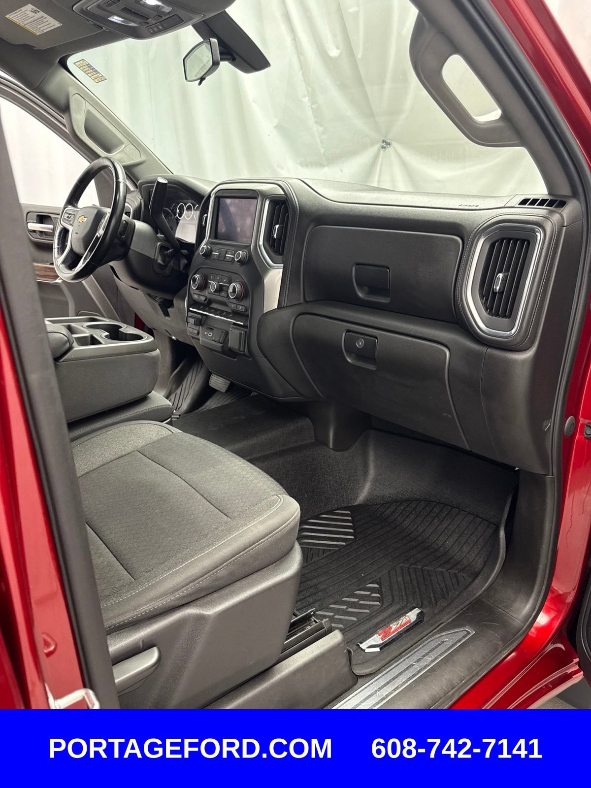 Used 2021 Chevrolet Silverado 1500 LT AWD/4WD image 25