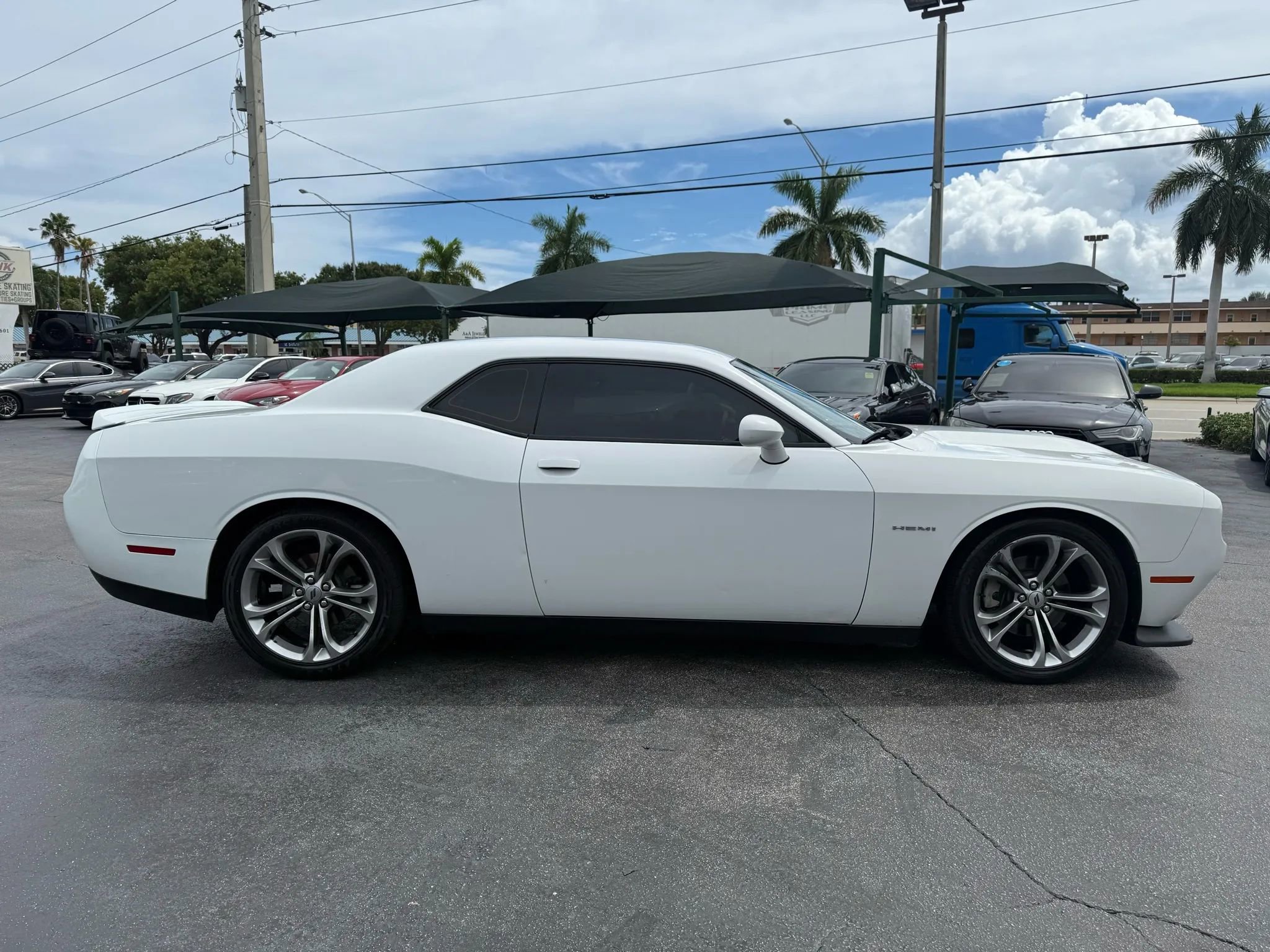 Used 2020 Dodge Challenger R/T image 7