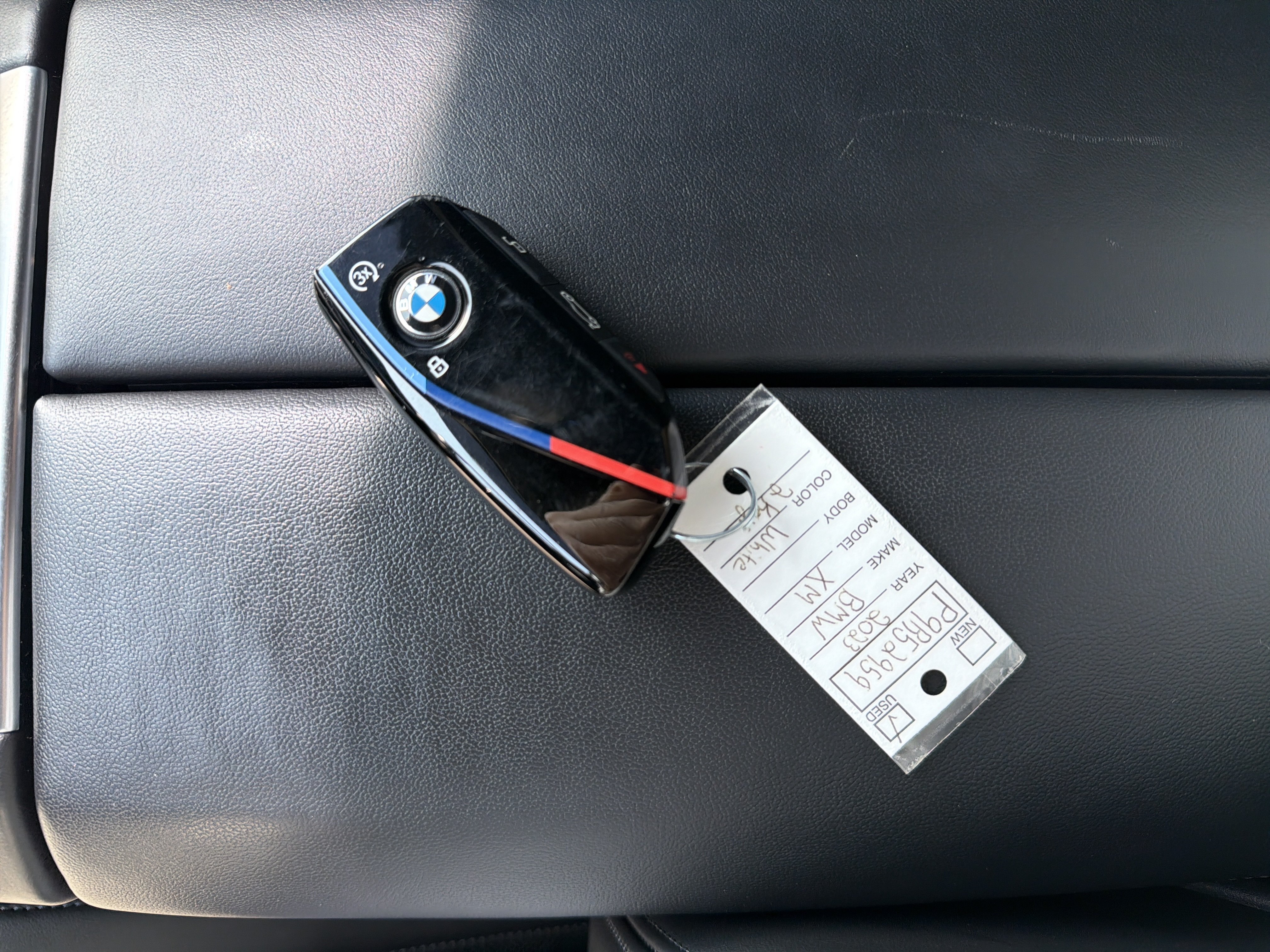 Used 2023 BMW XM AWD/4WD image 16
